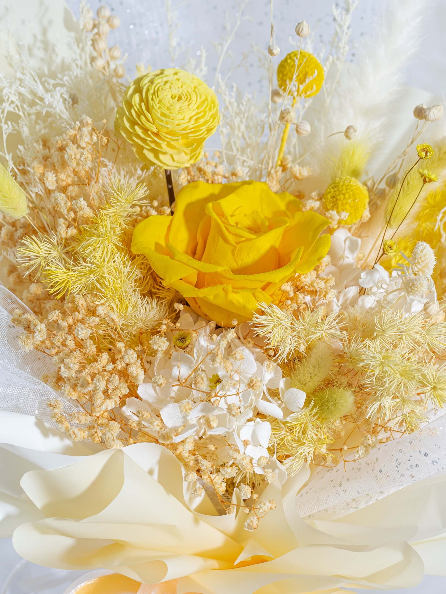 Daisy - Dried Flower Bouquet | Blooms Artisan PH