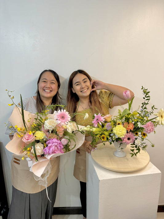 🌸 BEST SELLER Bundle Class 1 (Fresh): Korean Style Bouquet + Vase/Basket