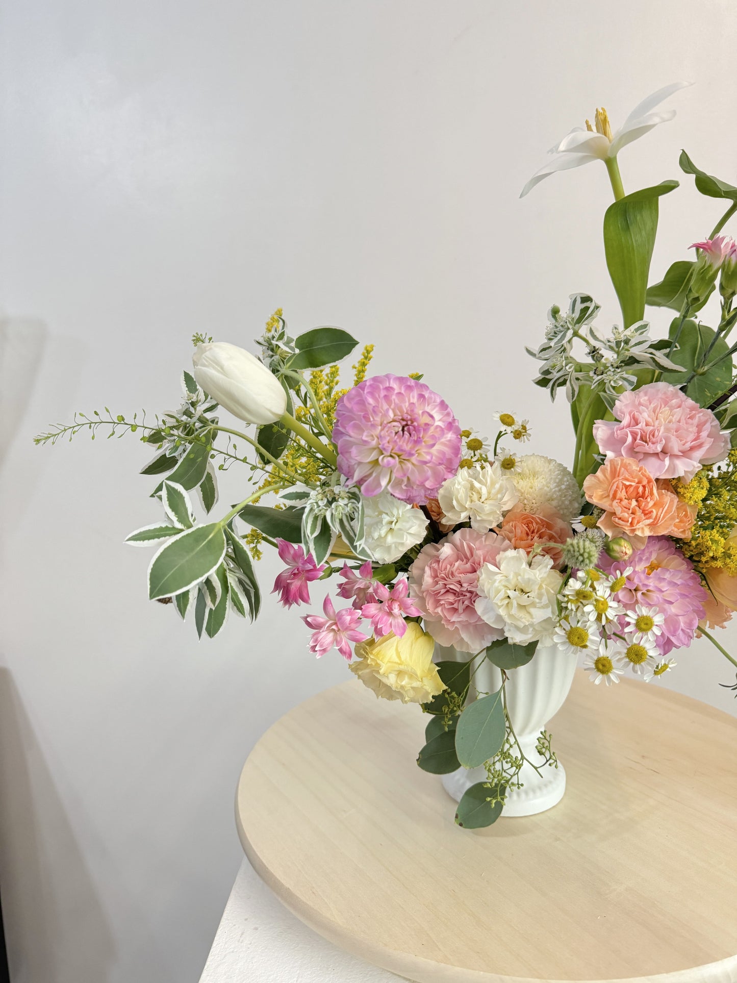 🌸 BEST SELLER Bundle Class 1 (Fresh): Korean Style Bouquet + Vase/Basket