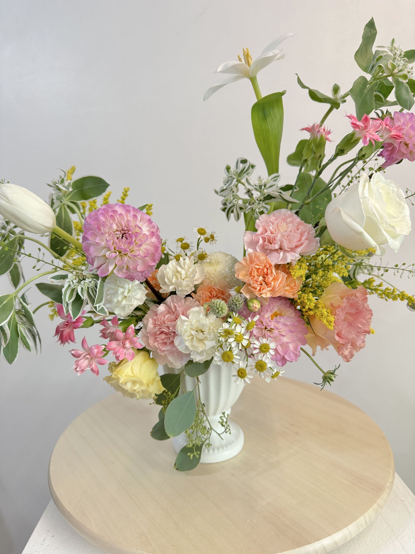 🌸 BEST SELLER Bundle Class 1 (Fresh): Korean Style Bouquet + Vase/Basket