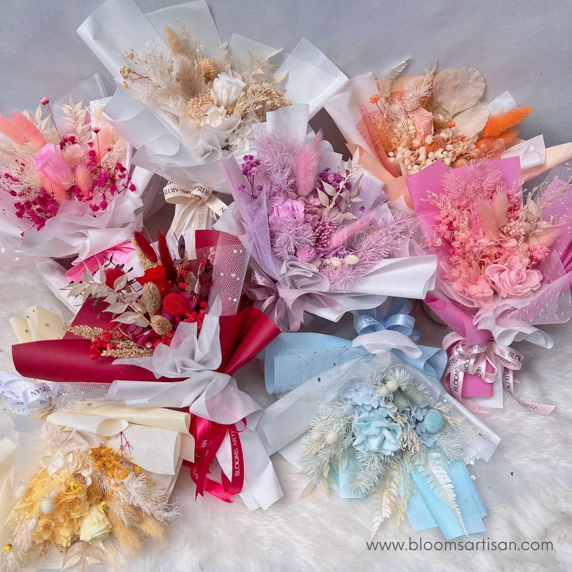 Mini Bouquet White - Dried Flower Bouquet | Blooms Artisan PH