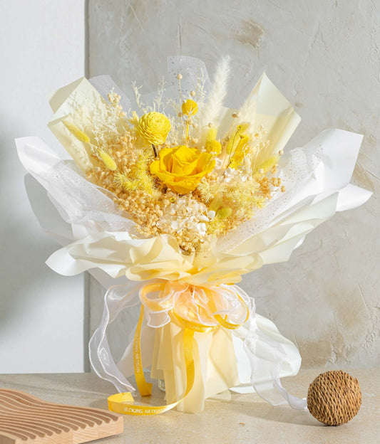Daisy - Dried Flower Bouquet | Blooms Artisan PH