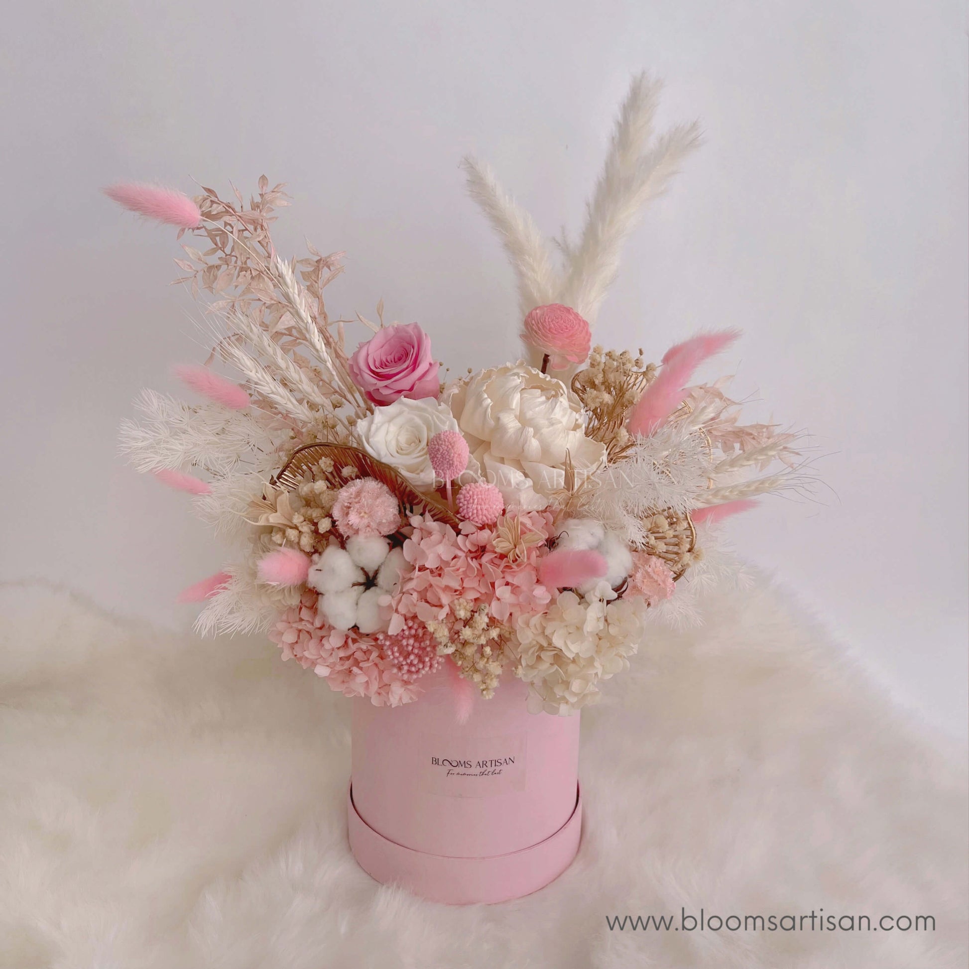 Deluxe Bubble Blooms - Dried Flowers Arrangement | Blooms Artisan PH